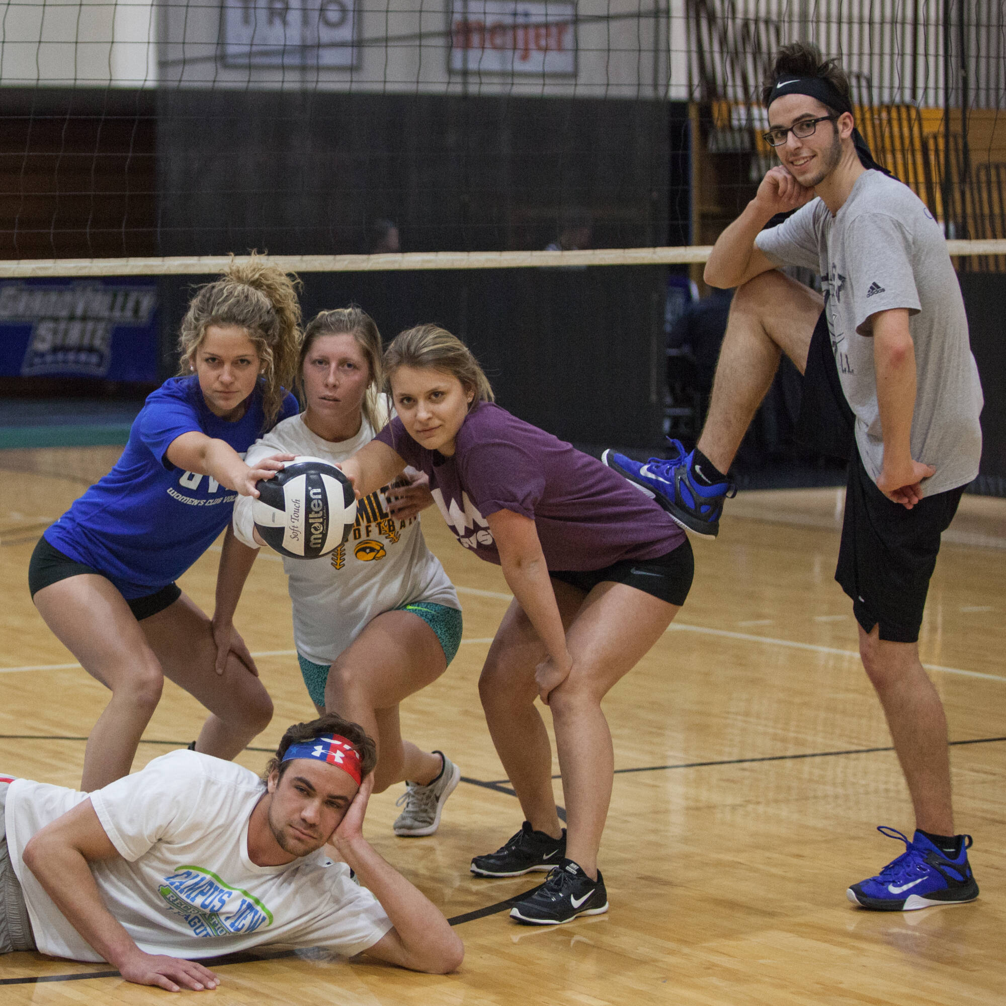 GVSU students participating in intramural volleyball.
